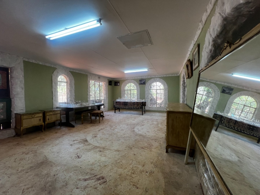 Commercial Property for Sale in De Wildt North West